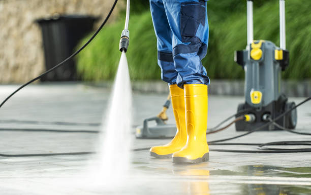 Best Garage Pressure Washing  in Lakemont, PA